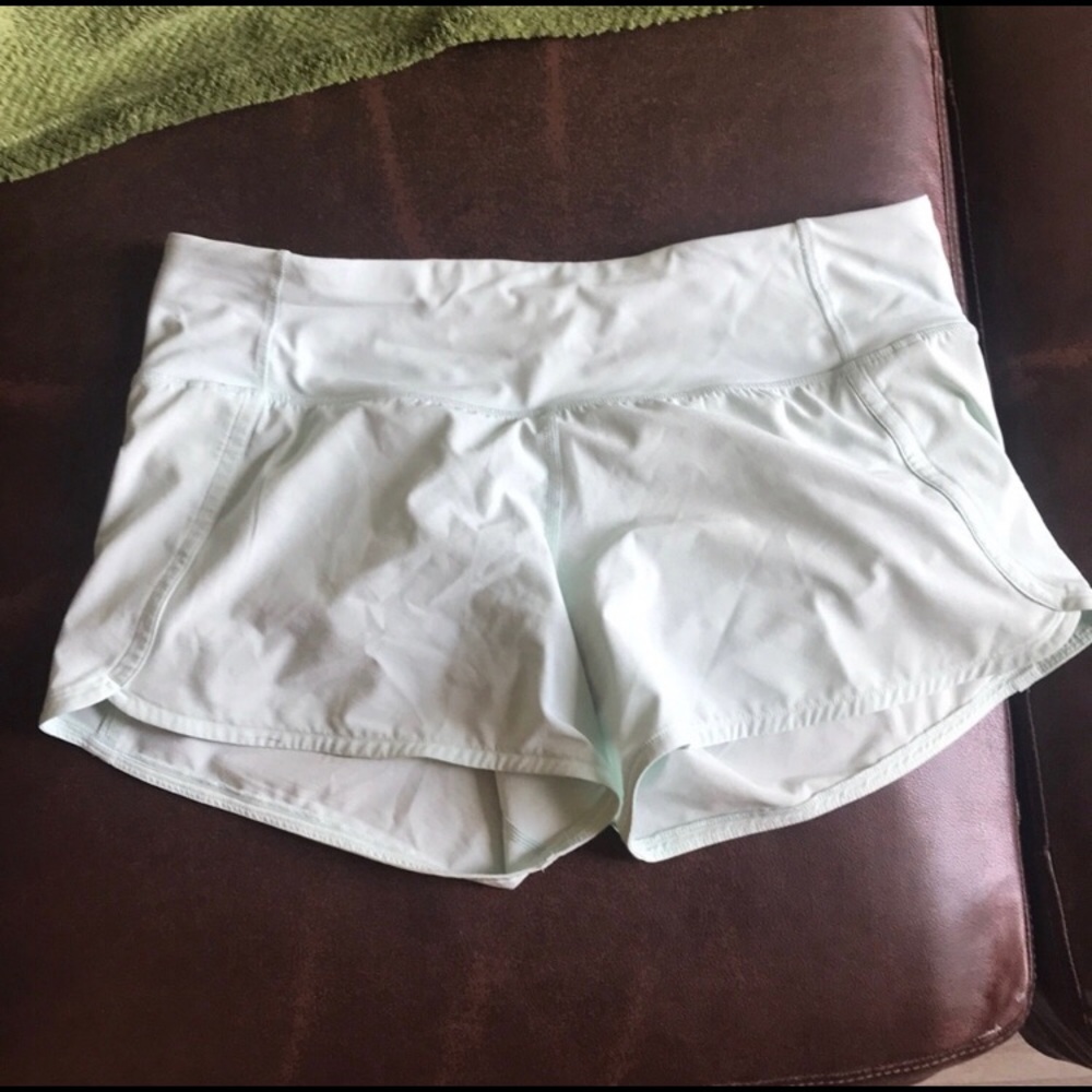 lululemon seafoam green run times shorts 4”